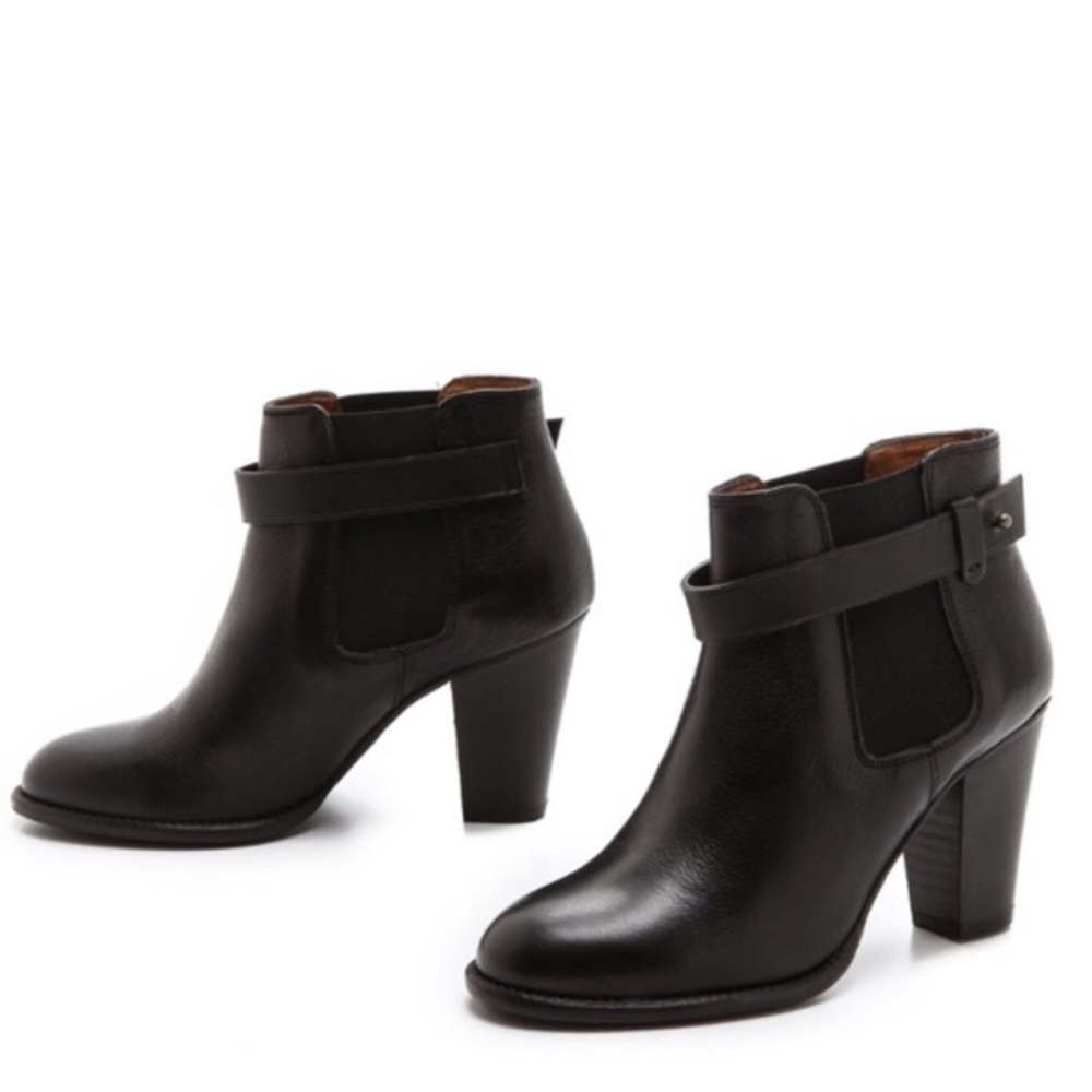 Madewell black leather booties